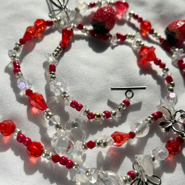 Strawberry Kiss Waist Bead